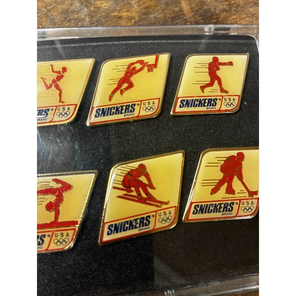 Snickers 1992 Olympics USA 6 Pin Set w/‎ Case